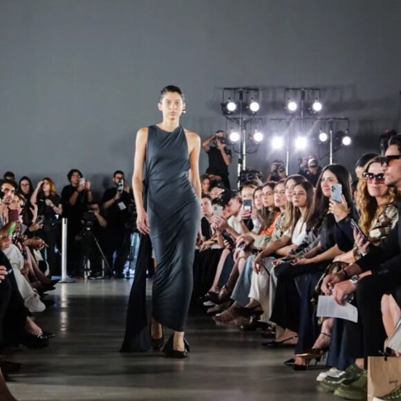 Mondepars Women’s Sleeveless Open Back Navy Train Bodycon Gown Maxi Dress Sz 36 - Picture 12 of 12